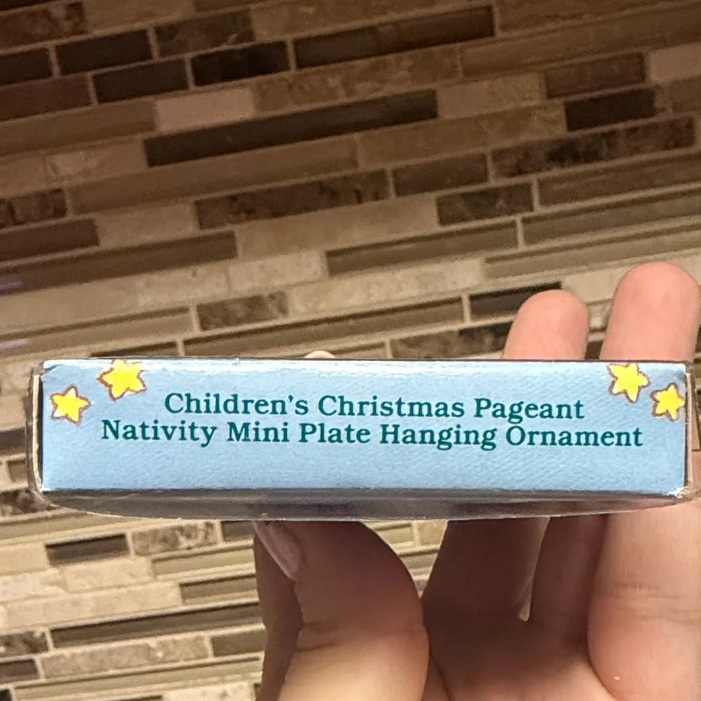 Precious Moments Mini Hanging Plate Ornament - Christmas Pageant Nativity NWT